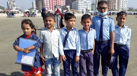 ঈদগাহ ইন্টারন্যাশনাল রেসিডেন্সিয়াল স্কুল অ্যান্ড কলেজ